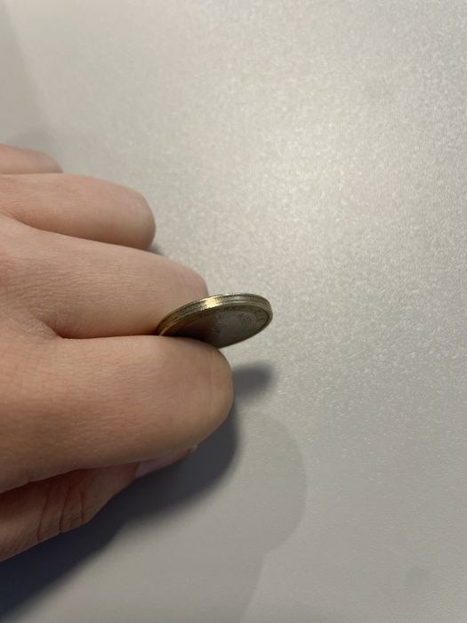 Moeda 1€ euro com erro de cunhagem na lateral