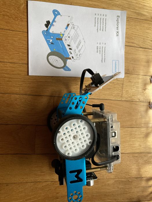 Nowy nie rozpakowany na prezent Robot Edukacyjny MakeBlock z matrycą LED do nauki programowania.