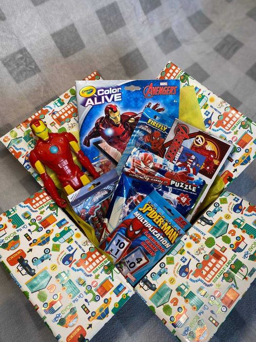 Подарункові бокси подарунок сюрприз