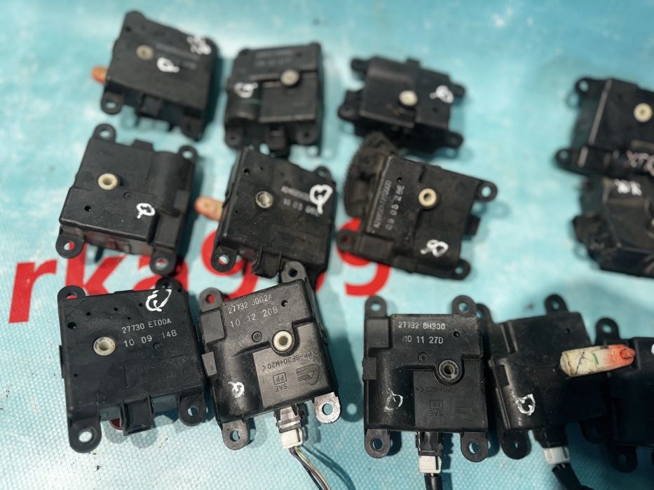 Qashqai j10 привод заслонки печки Ниссан Х трейл Т30