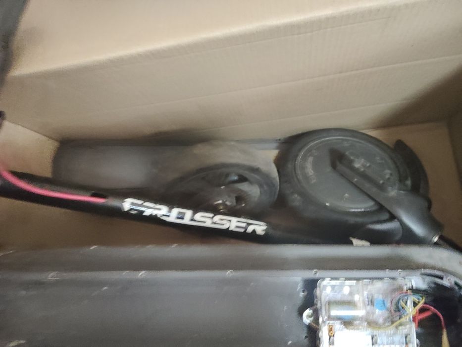 Електросамокат Crosser e 9 на запчастини