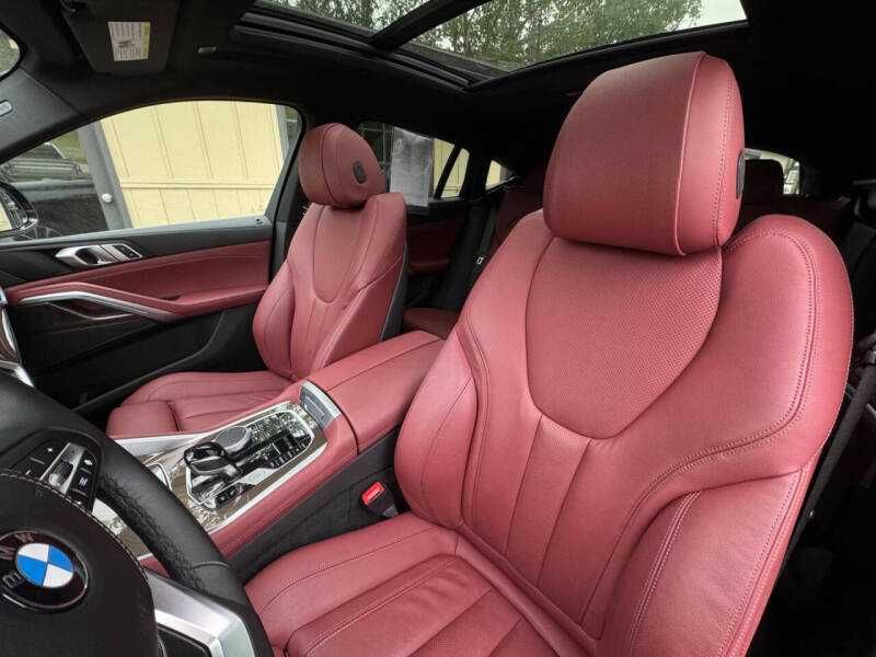 2022 BMW X6 xDrive40i