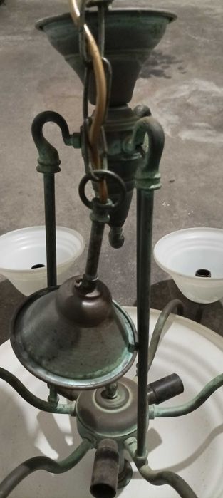 Candeeiro de teto para 9 lâmpadas