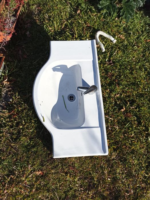 Lavatório porcelana cerâmica branca moderno