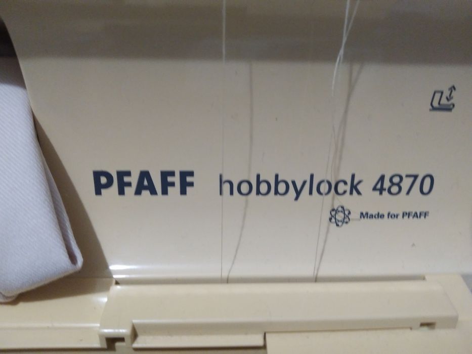 Overlock 5 nitkowy Pfaff hobbylock 4870