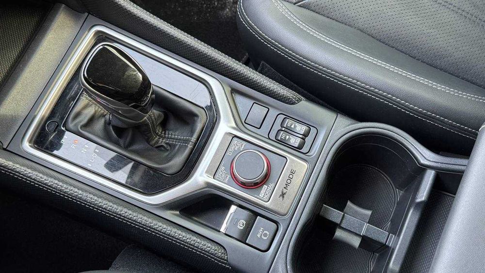 Subaru Forester 2019 2,5 Автомат 68 т км пробег