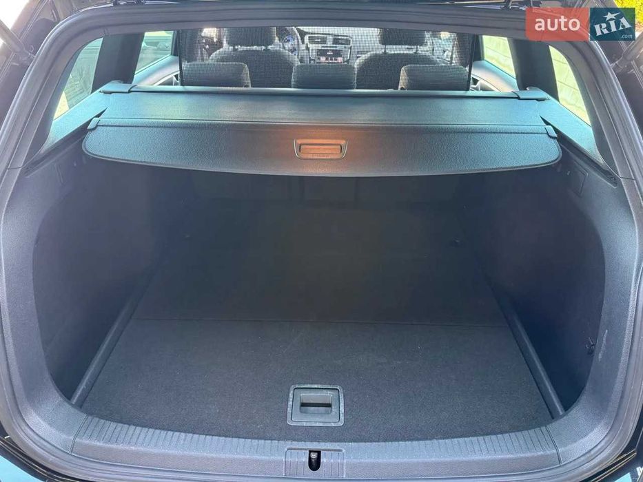 Volkswagen Golf R 2015
