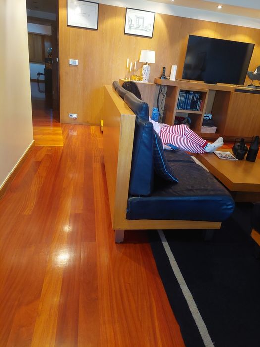 Sofá Desin desenhando por arquiteto