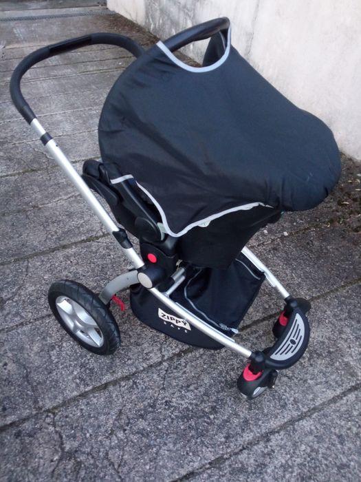 Carrinho de bebé Zippy