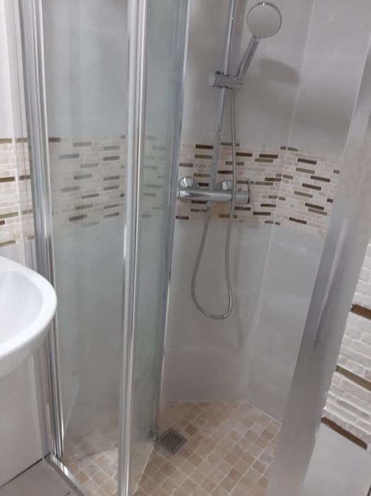 Alugo quarto,  Fontainhas