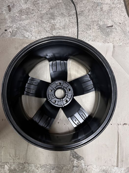 Продам оригинальні диски Volkswagen R19 5.112 (audi,skoda,porsche)