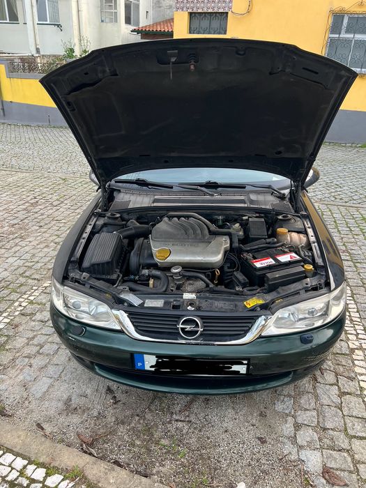 Vendo vectra B carro do dia dia