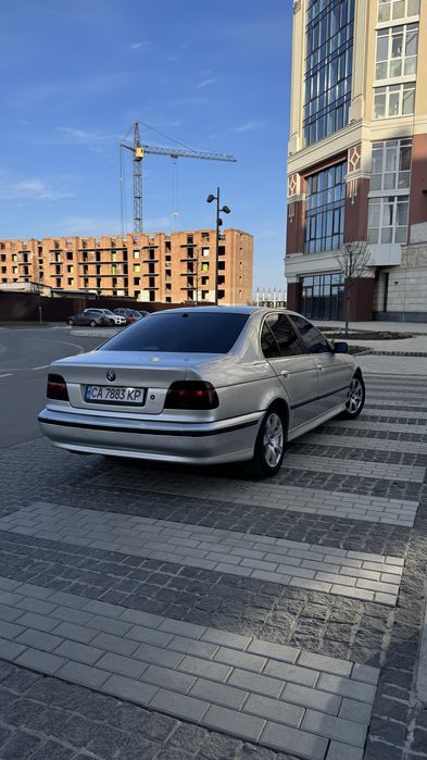 Продам БМВ Е39.