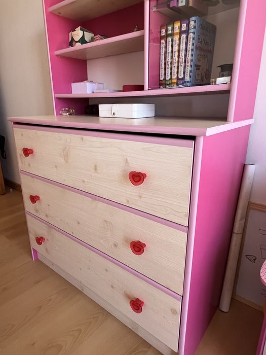 Mobiliario de quarto de solteiro para menina