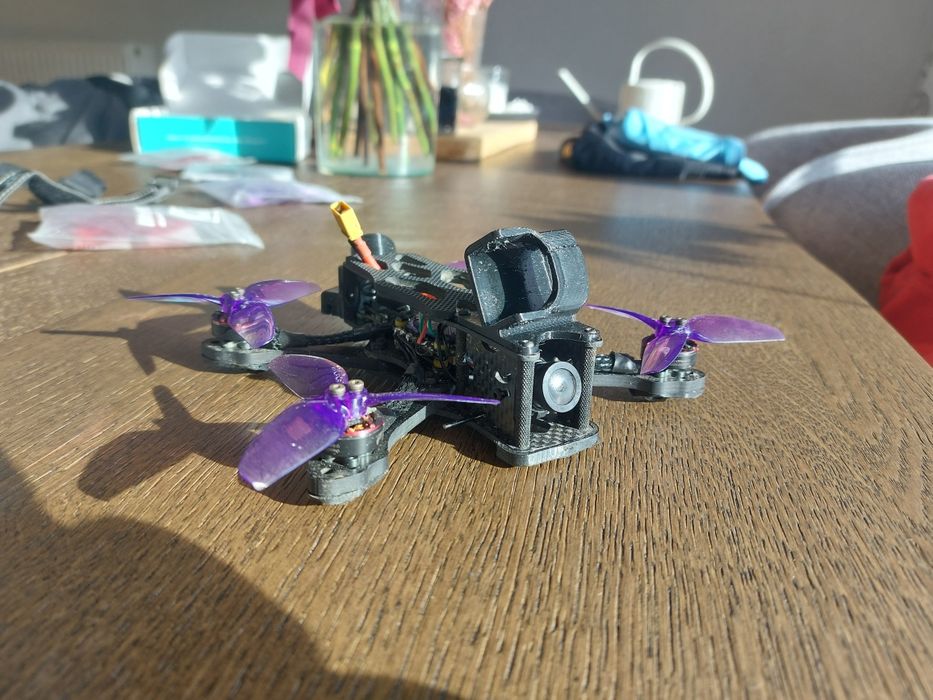 Dron FPV 3" 4s analog