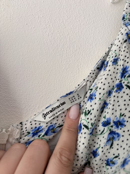 sukienka Stradivarius w kwiaty S