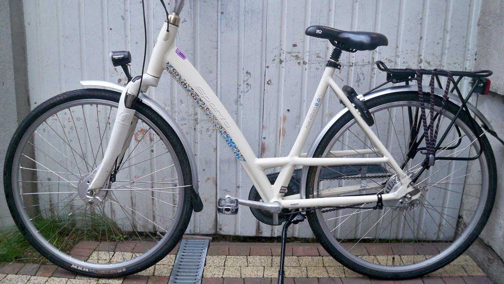 SPARTA Marathon 8.0 rama 53 cm. Aluminiowa  Nexus 8  Prądnica  miejski  koła 28
