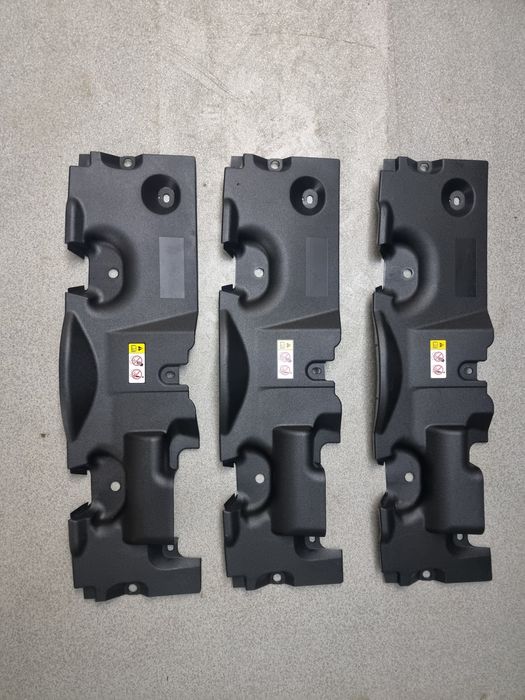 Накладка замкової панелі Toyota Rav4 розборка 2019-2024