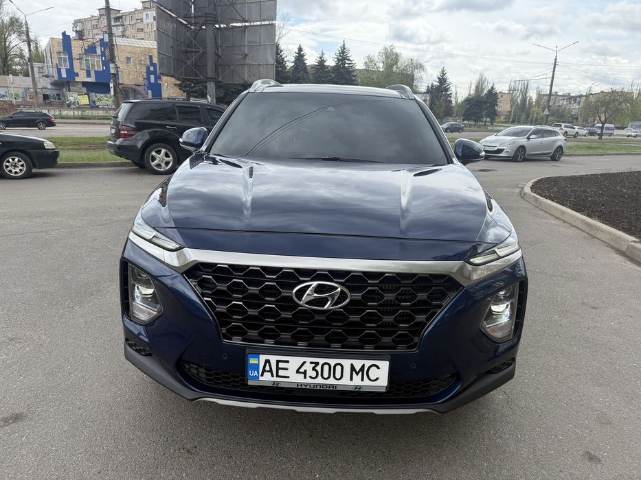 Продам шикарный SantaFe сама, полная комплектация , дизель 2.0