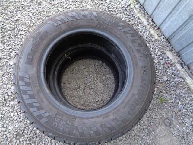 215/65/15c kleber dot 1323 8mm bieznik jak nowe lato para