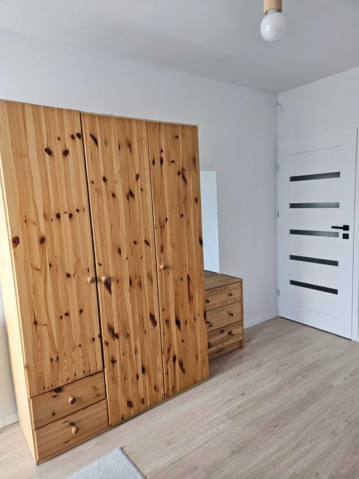 Wynajmę pokój w centrum Marek, przy ul. Promiennej