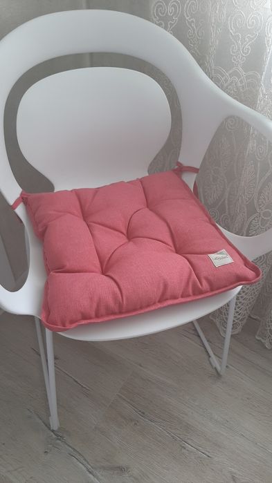 Подушка на стул на зявязках