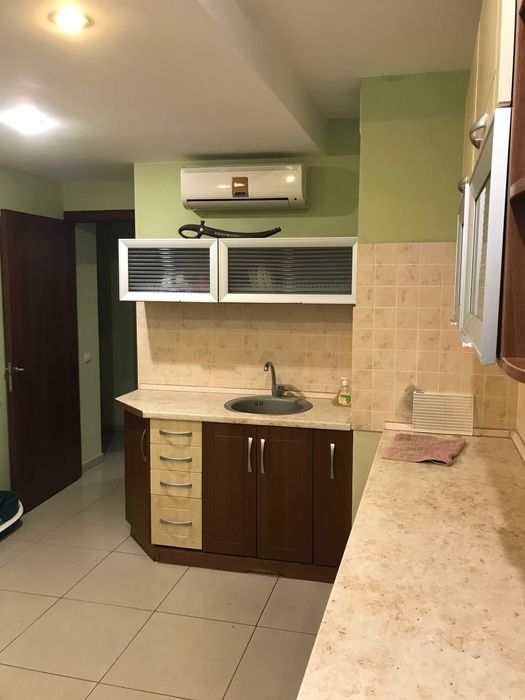 Продам нежитлове приміщення,вул.Кубанської України,буд 33а