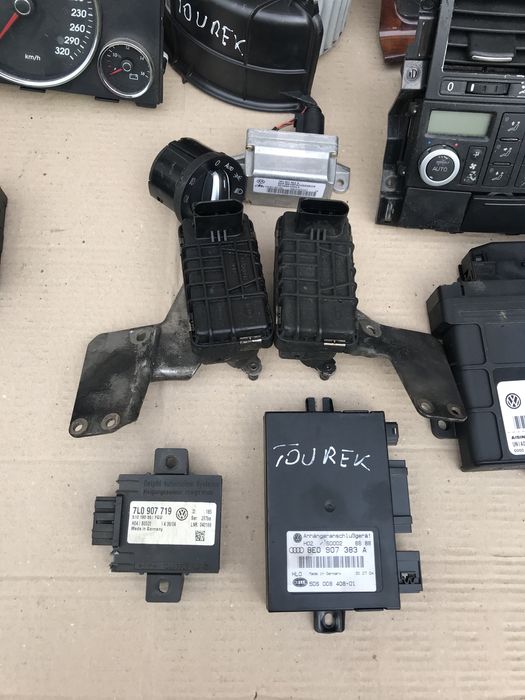 Електроніка блок управління Volksvagen Touareg 7L Таурег 1 5.0 V10