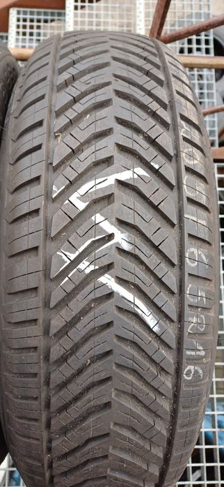 205/65R16 99H TAURUS , dwie opony wielosezonowe.
