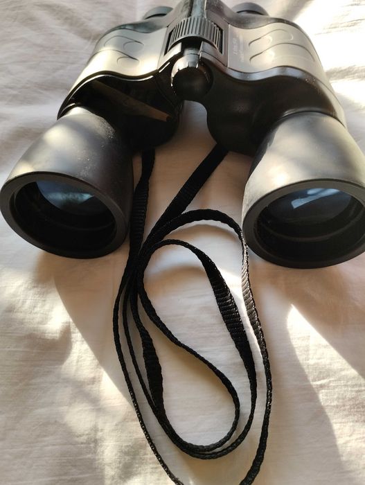 Бинокль Германия 10*50 до 1000м