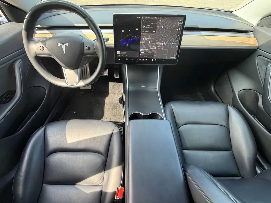 Tesla Model 3 Performance      2018
