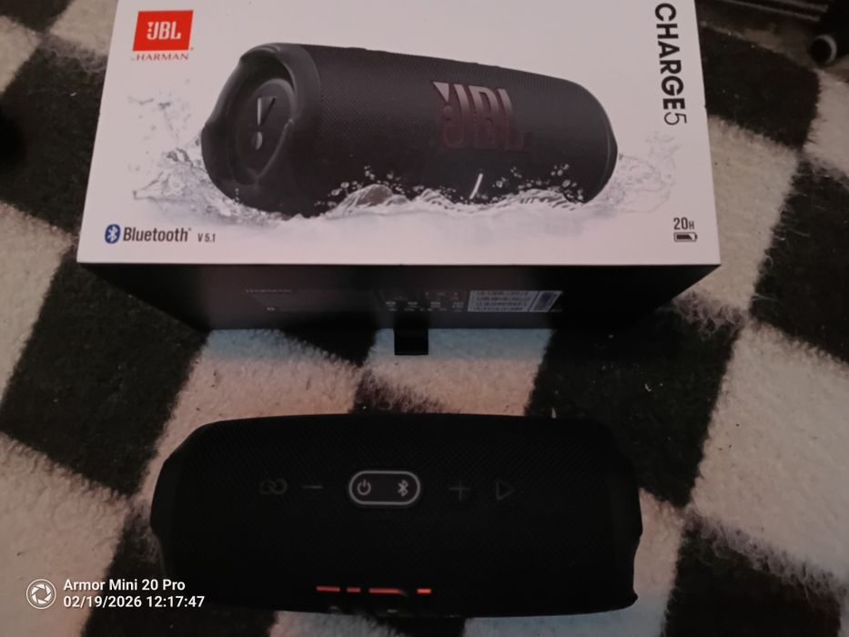 Vendo JBL Charge 5 como nova!!