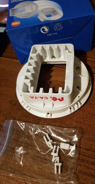 Adapter lampy błyskowej aparatu NIKON/CANON Falcon Eyes NOWE s132