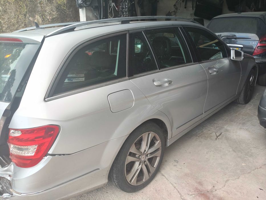 Mercedes c220acidentada