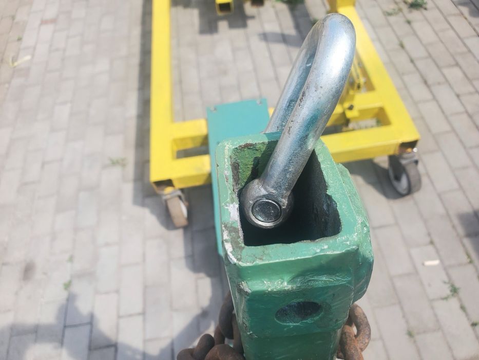 Стапель для рихтування авто