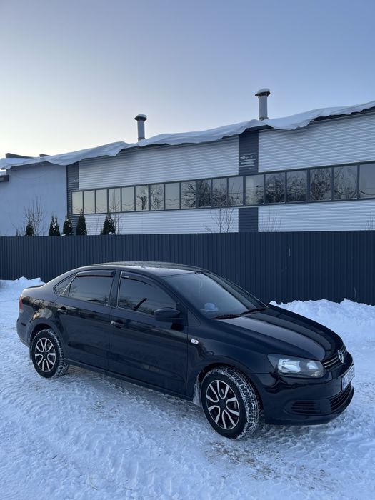 Volkswagen Polo Sedan