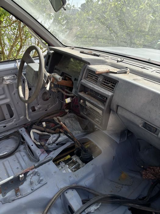 Nissan D21 4x4 C/DOC * LER ANUNCIO *