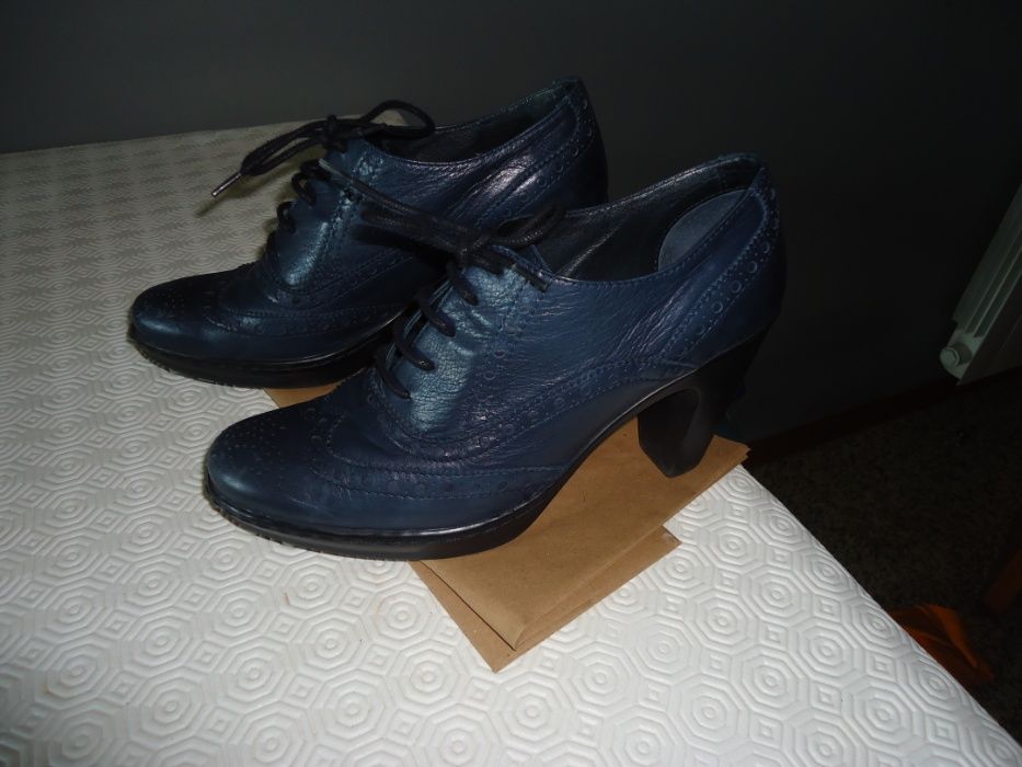 Sapatos de salto marca EXE - NOVOS estilo Oxford