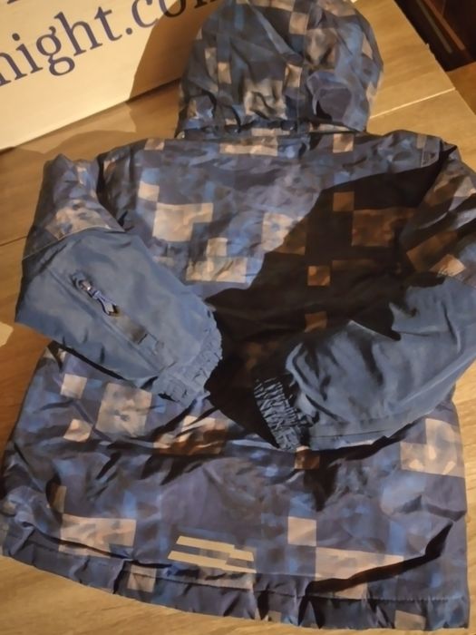 Kurtka chłopięca 122/128