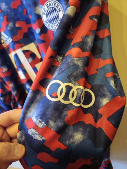 Bayern munchen Champions league Pre match warm-up fleece 21/22