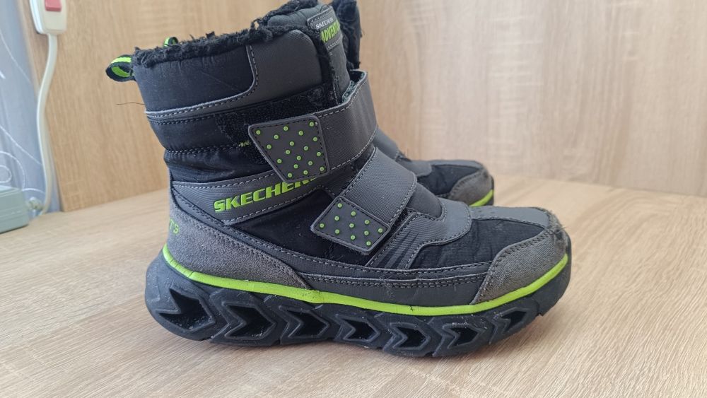 Черевики Skechers,нормальний стан