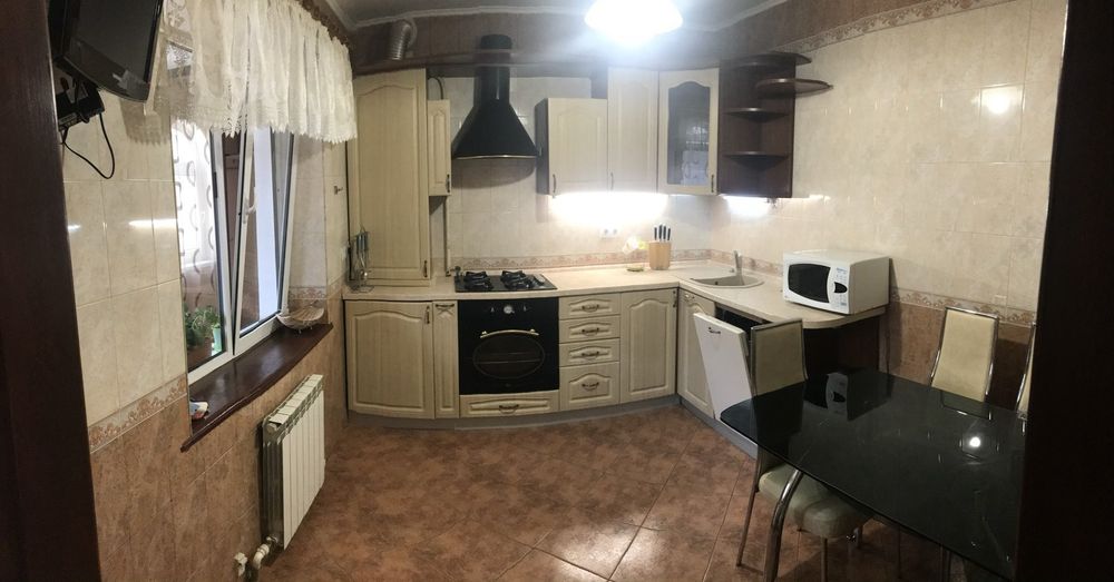 Сдам дом Совиньон 3 к 140 м гараж ,евроремонт