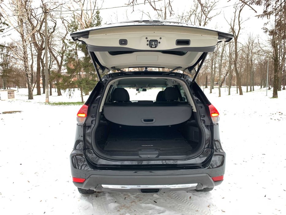 Nissan Rogue полный привод SV AWD 2017 года!