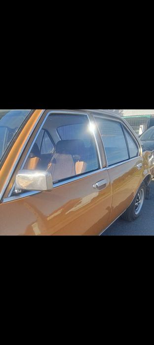 Opel Ascona de 76