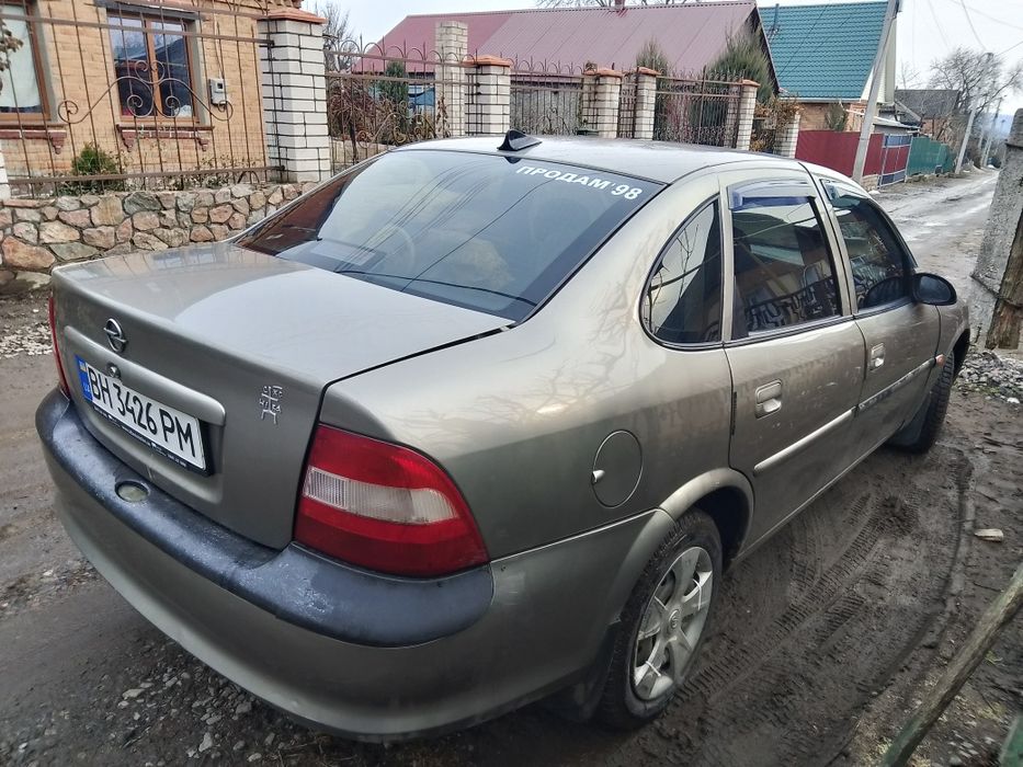 Продам  Вектра Б