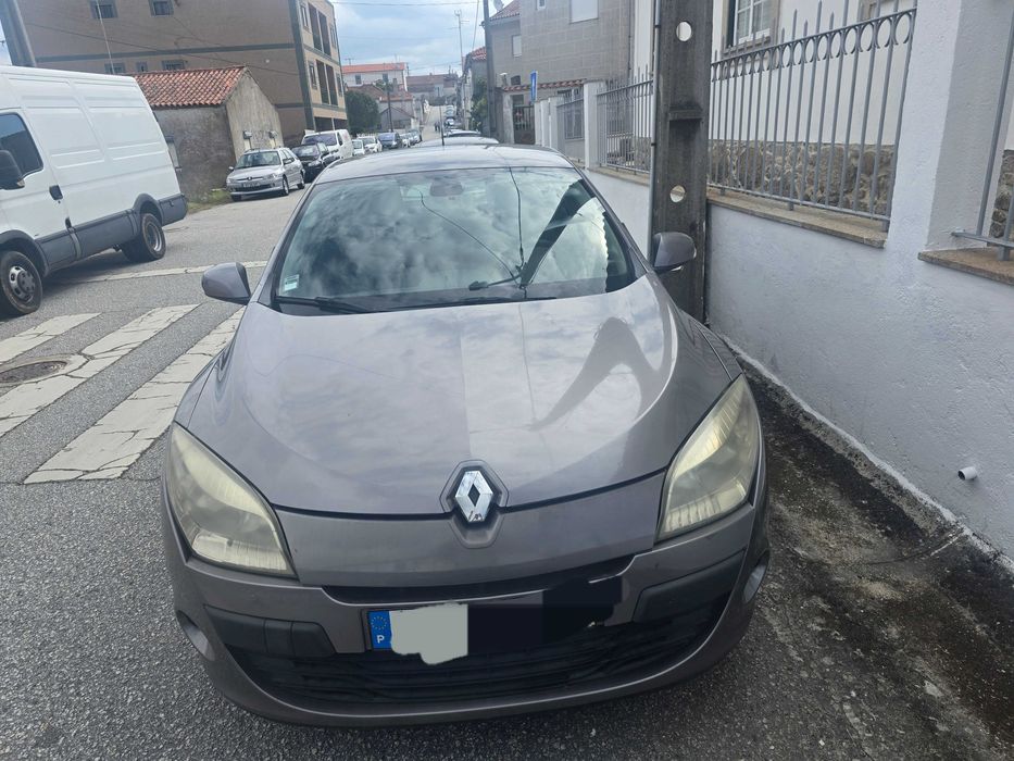 Renault megane 1500 dci 967 712 576