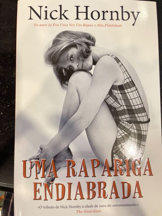 Uma Rapariga Endiabrada - Nick Hornby
