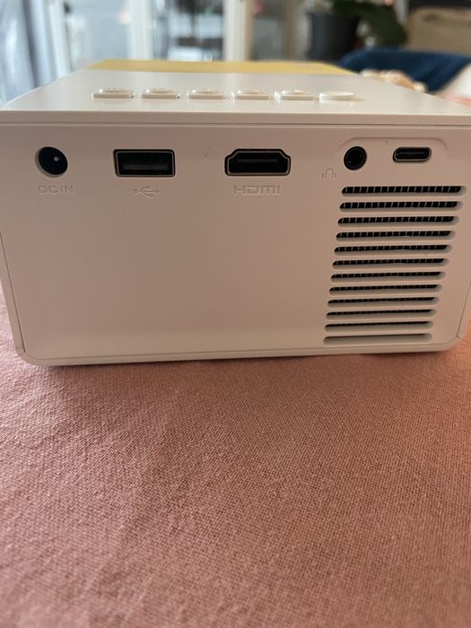 Projector HDMI com comando e caixa