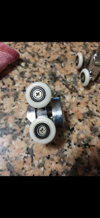 Rodizios para cabine de duche