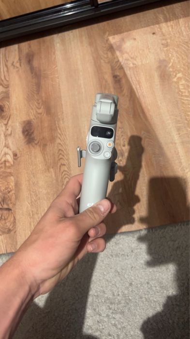 Gimbal dji osmo mobile 7